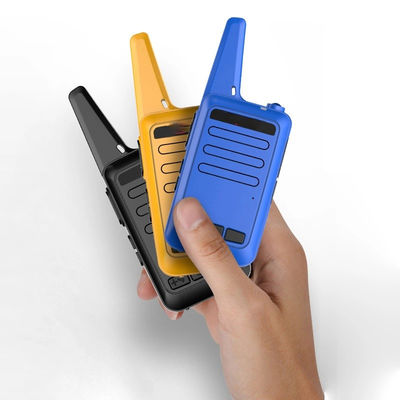 8W διπλή ζώνη Vhf Uhf Χέρια Bf Άδεια δωρεάν Walkie Talkie Καλύτερη εμβέλεια 5-8km για εξωτερικούς χώρους