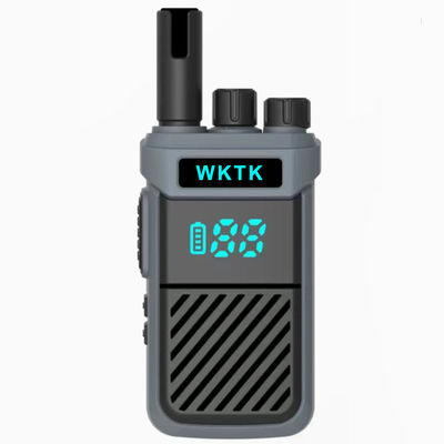Δύναμη εξόδου 2W UHF Walkie Talkie G86 400-470MHz με IPX-1 αντίσταση στο νερό