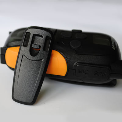 Χεριζόμενο Walkie Talkie Dual Band VHF UHF Φορητό ψηφιακό ραδιόφωνο με πλήρη μπαταρία