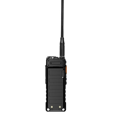UV-25L Χρωματική μεγάλη οθόνη Walkie Talkie με λειτουργία VOX και απαιτούνται 4 μπαταρίες AAA