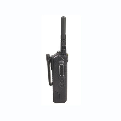 Χεριζόμενο walkie-talkie με ισχύ εξόδου 5W και εύρος ομιλίας 8χλμ. Ψηφιακό μοντέλο XIR P3688