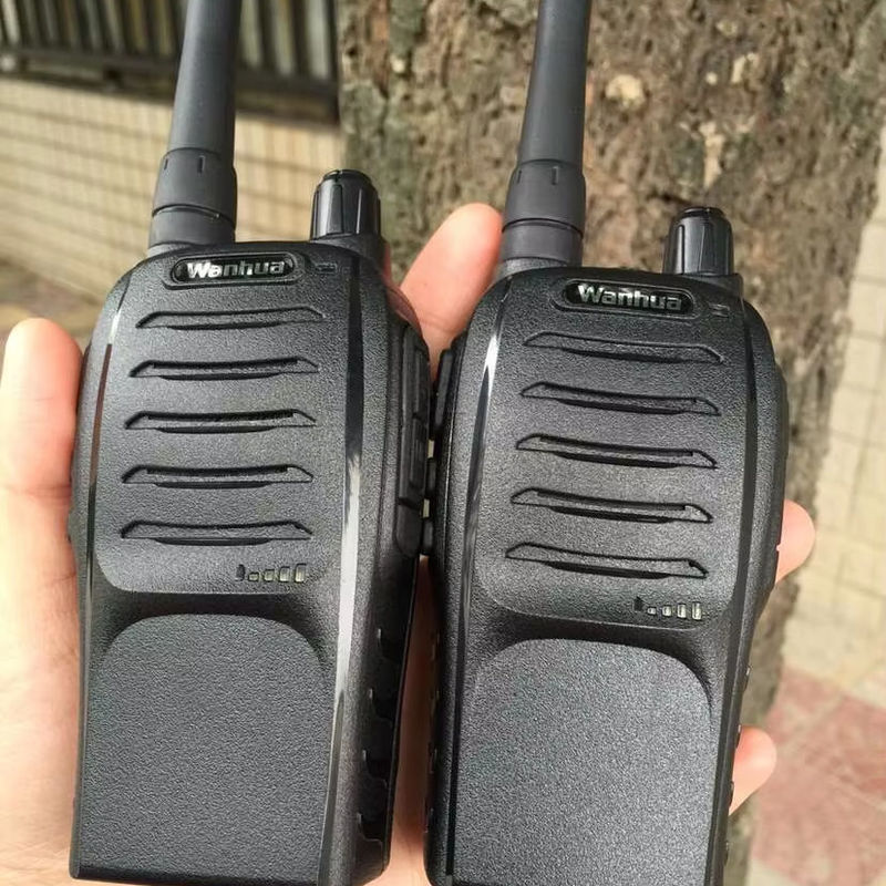 Τύπος συχνότητας UHF 2W Δύναμη εξόδου Wanhua WH27 Walkie-Talkie Radios